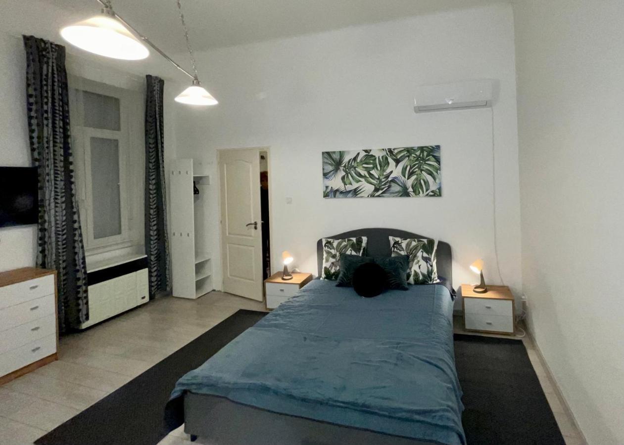 Appartement Marylin New Free Parking At Riverside Boedapest