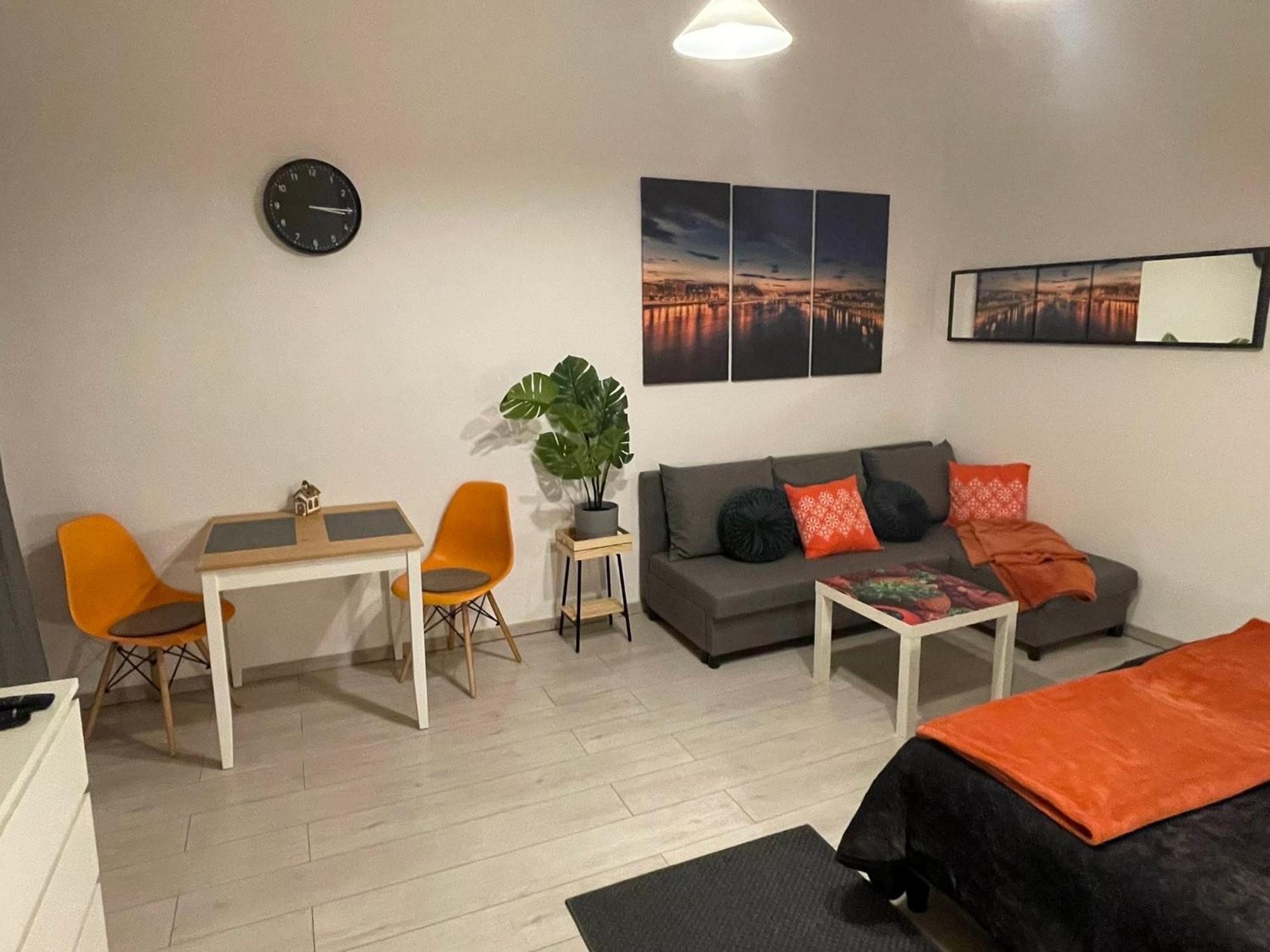 Marylin New Free Parking At Riverside Appartement Boedapest